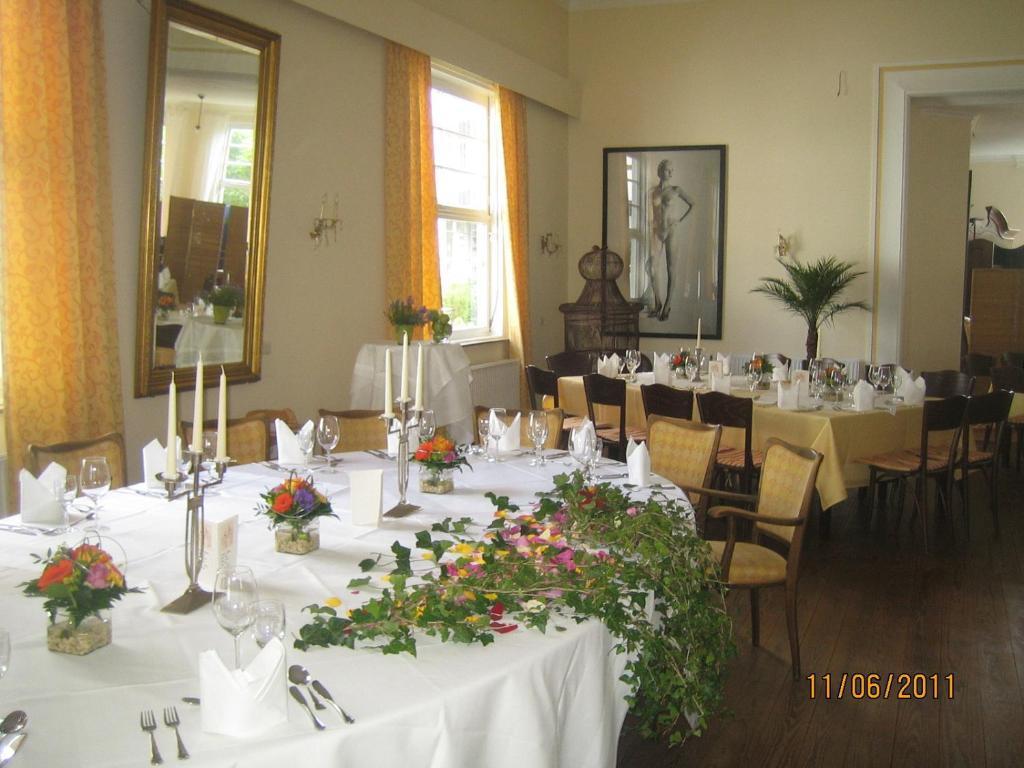 טקלנבורג Hotel Drei Kronen מראה חיצוני תמונה